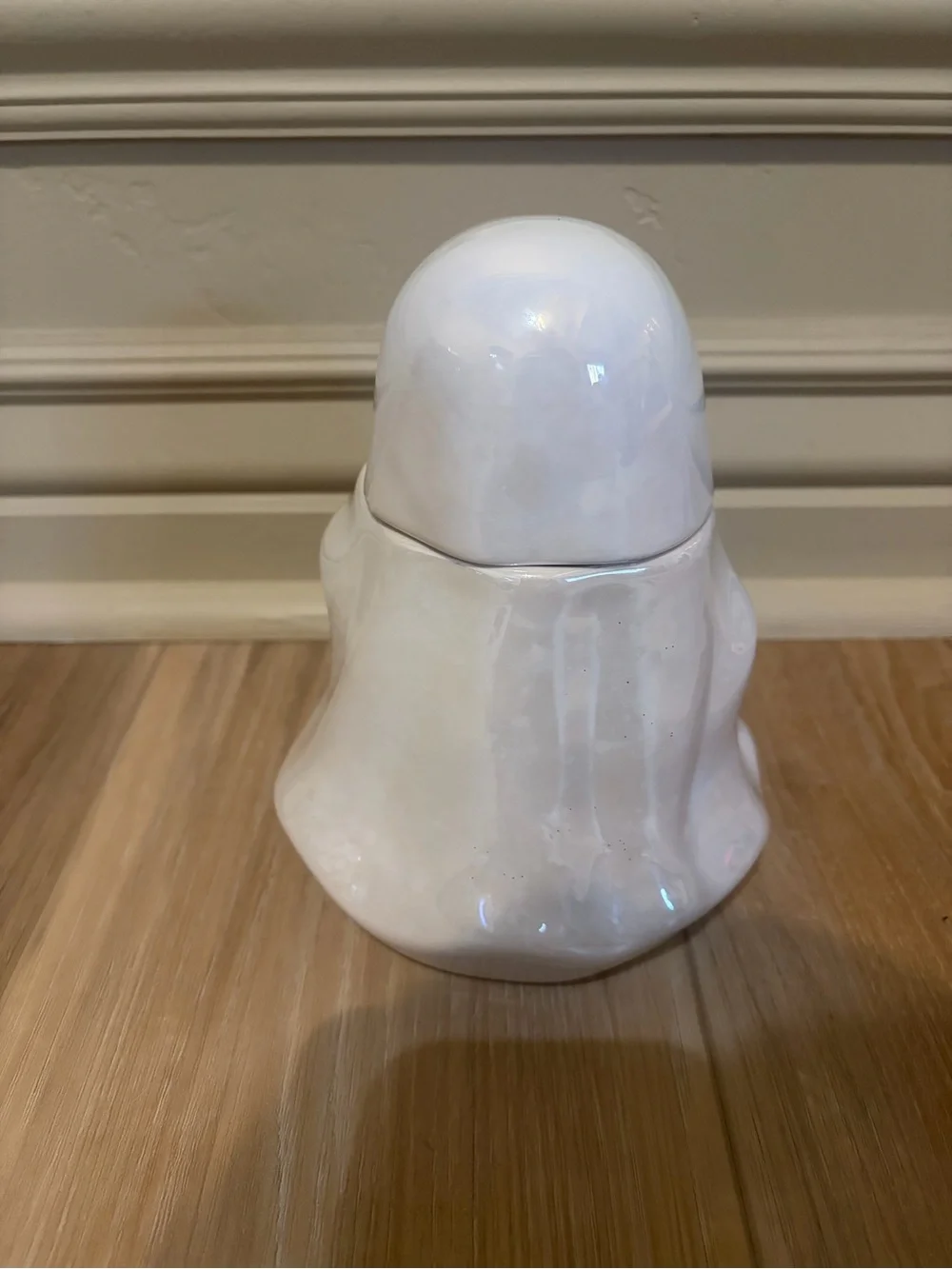 NWT Target Bullseye Iridescent Ceramic Ghost Candy Jar